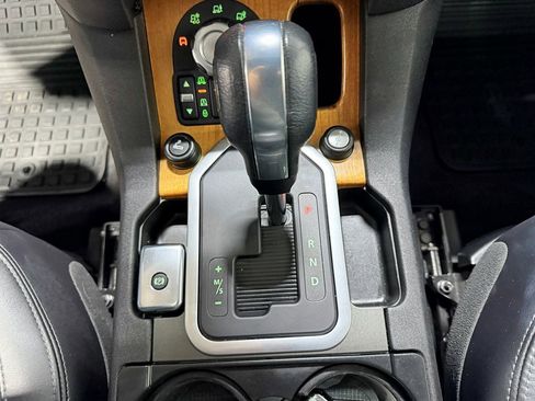 Used 2013 Land Rover LR4 HSE LUX image 25