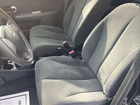 Used 2012 Nissan Versa 1.8 S w/ Plus Pkg image 9