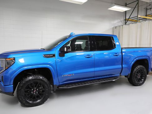 Used 2022 GMC Sierra 1500 AT4X image 18