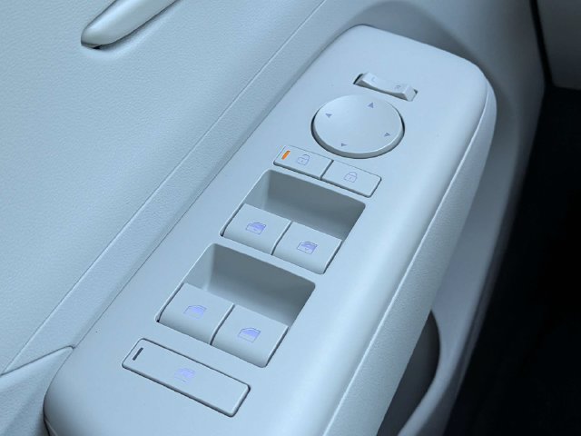 Certified 2026 Hyundai Kona SEL Sport FWD image 25