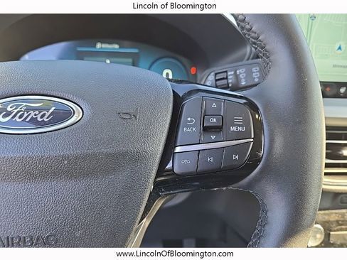 Used 2025 Ford Escape Platinum w/ Premium Technology Package image 20