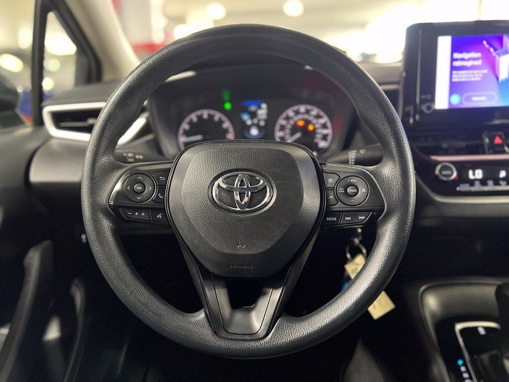 Used 2024 Toyota Corolla LE FWD image 30