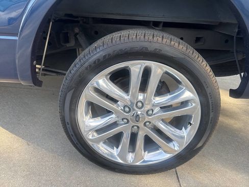 Used 2014 Ford F150 Limited image 22