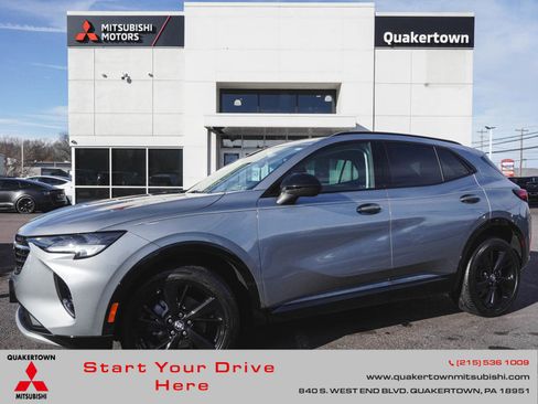 Used 2023 Buick Envision Preferred w/ Sport Touring Package image 1