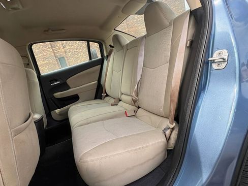 Used 2011 Chrysler 200 Touring image 23