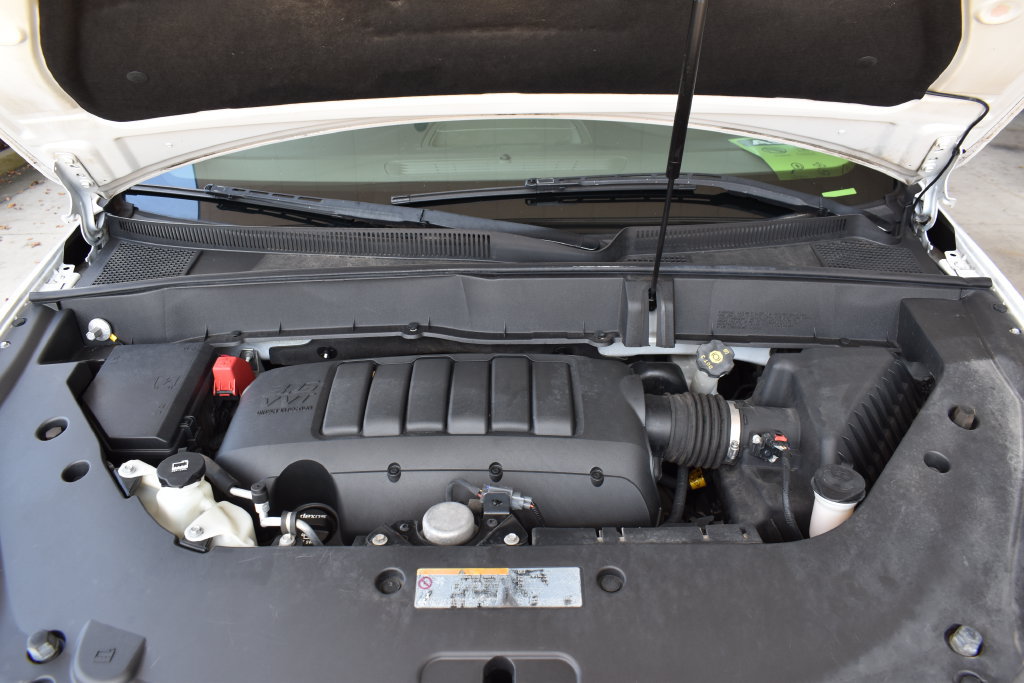 Used 2017 Chevrolet Traverse LS FWD image 12