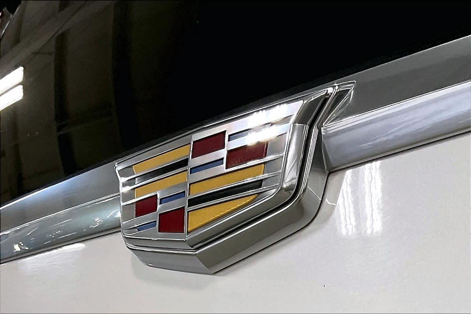 Used 2019 Cadillac Escalade ESV Luxury AWD/4WD image 10