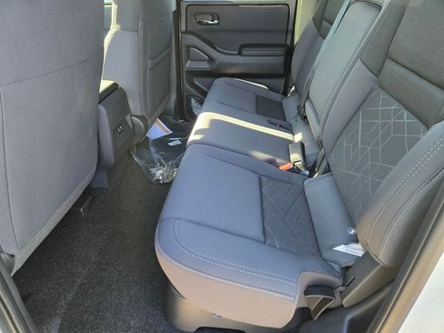 New 2026 Nissan Frontier SV w/ Tow Package image 7