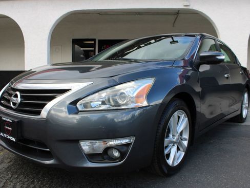 Used 2013 Nissan Altima 2.5 SV w/ 2.5SV Convenience Pkg image 6