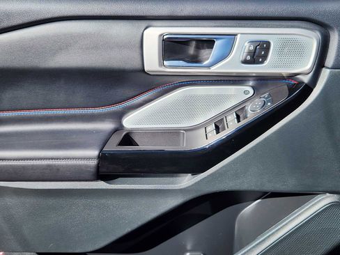 Used 2024 Ford Explorer ST w/ Equipment Group 401A image 6