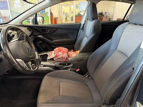 Used 2020 Subaru Crosstrek 2.0i Premium w/ Moonroof Package 2 AWD/4WD image 3