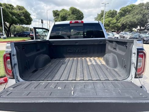 Used 2018 GMC Sierra 1500 SLT w/ Texas SLT Premium Package AWD/4WD image 10