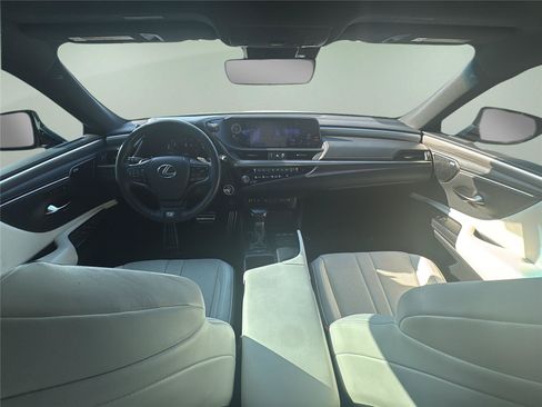 Used 2021 Lexus ES 350 F Sport w/ Special Edition FWD image 22