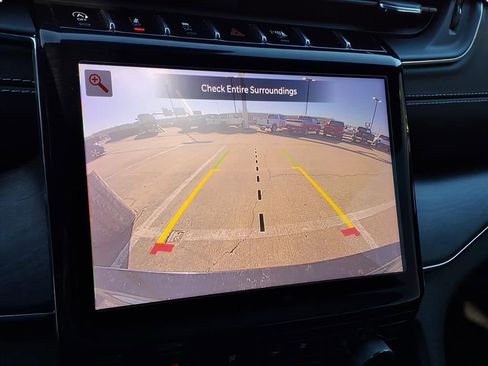 Used 2021 Jeep Grand Cherokee L Overland w/ Luxury Tech Group IV image 15