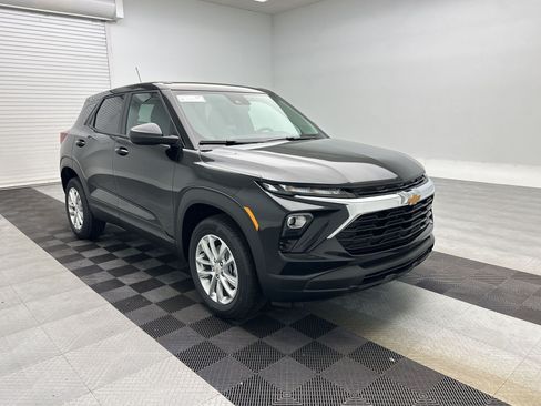 New 2026 Chevrolet TrailBlazer LS w/ LS Convenience Package AWD/4WD image 7