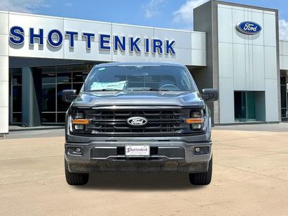 New 2026 Ford F150 XLT w/ XLT Black Appearance Package