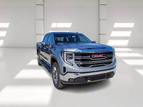 New 2026 GMC Sierra 1500 SLT AWD/4WD image 3