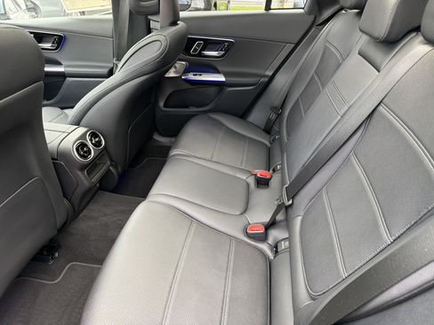 Used 2026 Mercedes-Benz GLC 300 4MATIC image 26