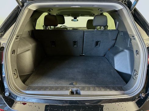 Used 2024 Chevrolet Equinox LT FWD image 27
