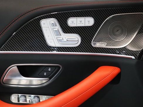 Used 2022 Mercedes-Benz GLE 53 AMG 4MATIC image 3