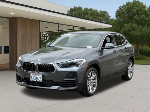 Used 2022 BMW X2 sDrive28i FWD image 2