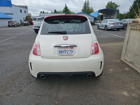 Used 2019 FIAT 500 Abarth w/ Popular Equipment Package FWD image 4