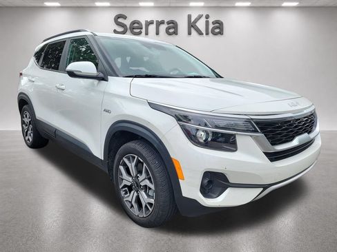 Used 2022 Kia Seltos EX AWD/4WD image 3