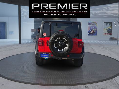 Used 2025 Jeep Wrangler Unlimited Rubicon 4xe w/ Safety Group image 7