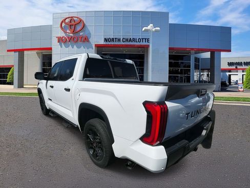 Used 2023 Toyota Tundra SR5 w/ SR5 Convenience Package image 8