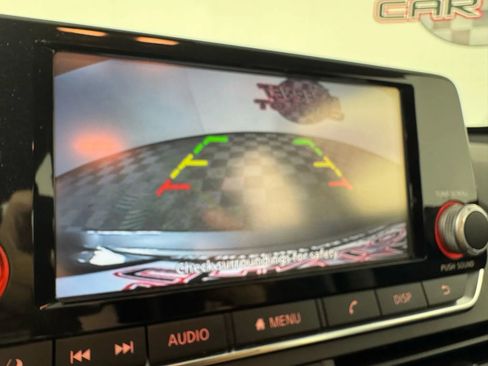 Used 2022 Nissan Altima 2.5 S image 18