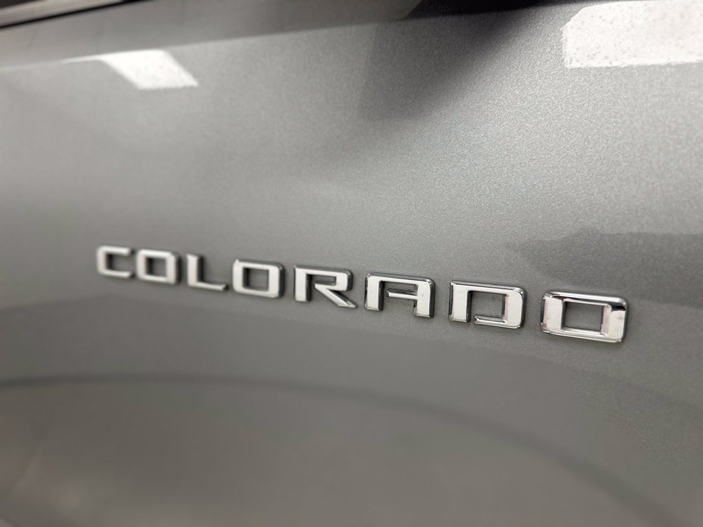Used 2024 Chevrolet Colorado Z71 w/ Z71 Convenience Package 2 AWD/4WD image 24