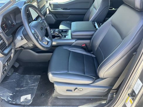 New 2025 Ford F150 Lariat w/ Equipment Group 501A Mid image 23