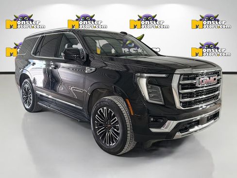 Used 2025 GMC Yukon Elevation w/ LPO, Elevation Black Package AWD/4WD image 3