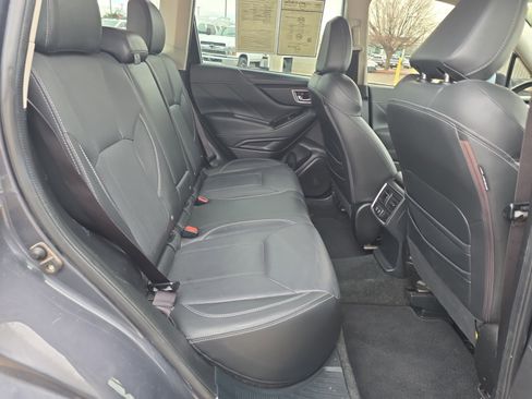 Used 2020 Subaru Forester Limited image 28