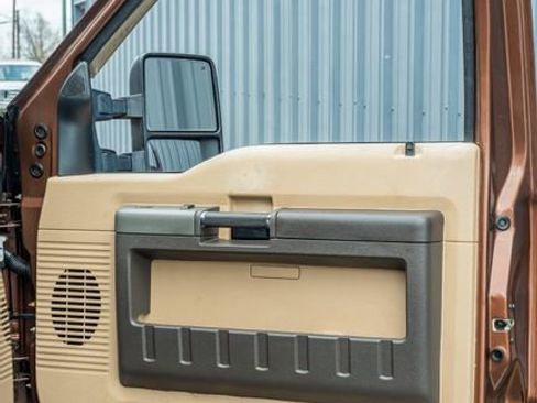 Used 2012 Ford F250 Lariat image 42