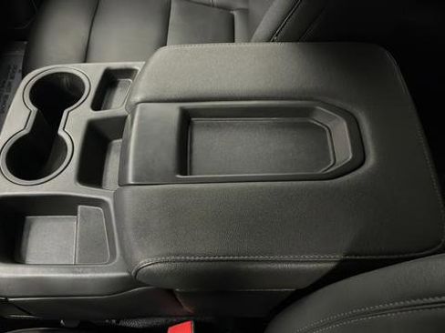 Used 2023 GMC Sierra 1500 SLT AWD/4WD image 19