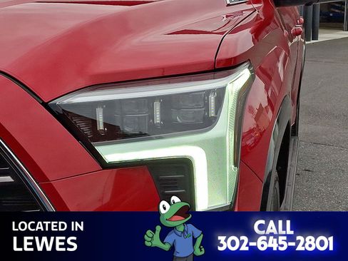 Used 2024 Toyota Sequoia Platinum image 8