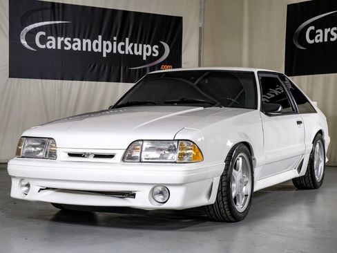 Used 1993 Ford Mustang GT image 3