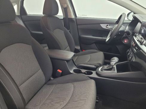 Used 2022 Kia Forte LXS w/ LXS Technology Package image 21