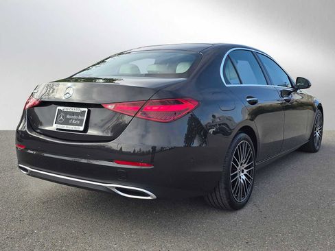 Used 2025 Mercedes-Benz C 300 Sedan image 3