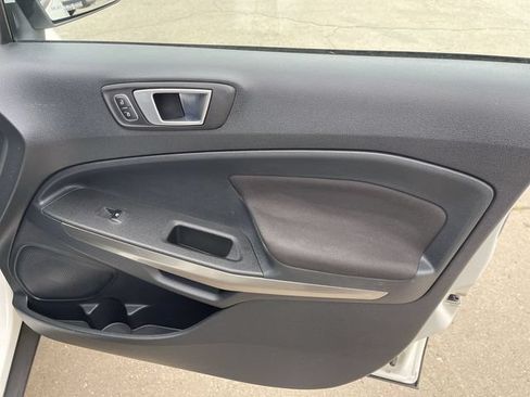 Used 2018 Ford EcoSport SE w/ SE Cold Weather Package FWD image 16