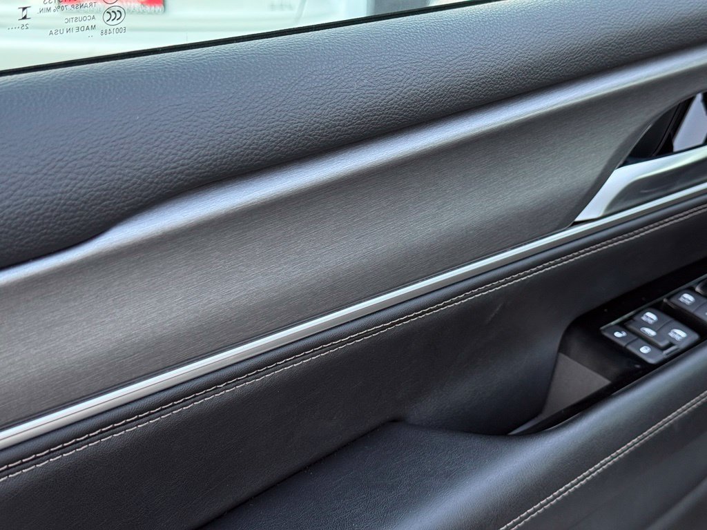 Used 2025 Jeep Wagoneer Series II w/ 8-Passenger Seating Package AWD/4WD image 21