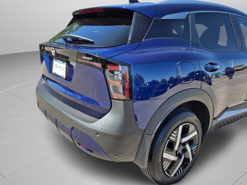 Certified 2026 Nissan Kicks SV FWD image 34