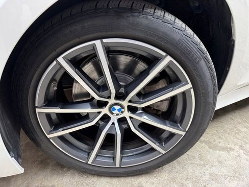 Used 2020 BMW 330i xDrive Sedan w/ Premium Package image 28