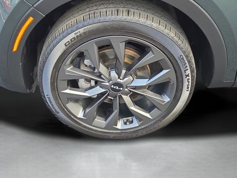 Used 2023 Kia Sorento SX Prestige image 9