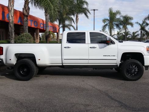 Used 2016 GMC Sierra 3500 Denali w/ Duramax Plus Package image 11
