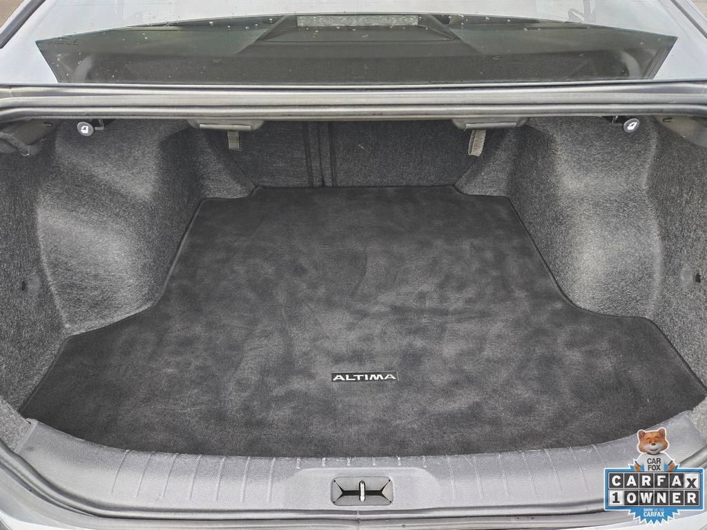 Used 2024 Nissan Altima 2.5 SR w/ SR Premium Package FWD image 19