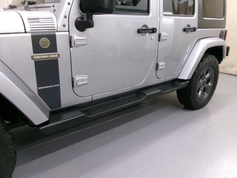 Used 2017 Jeep Wrangler Unlimited Sport AWD/4WD image 4