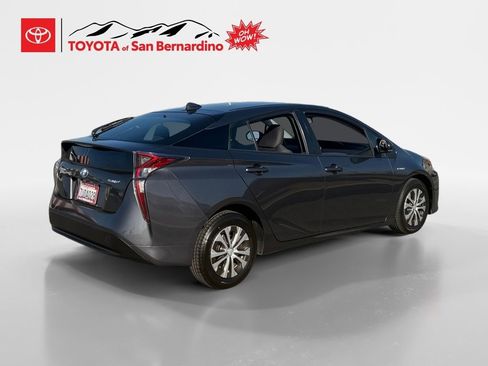 Used 2016 Toyota Prius Two image 5