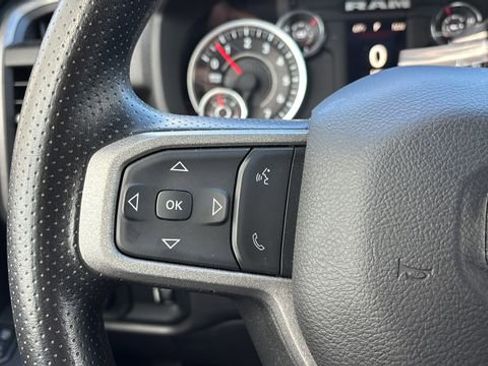 Used 2024 RAM 2500 Tradesman w/ Chrome Appearance Group image 19